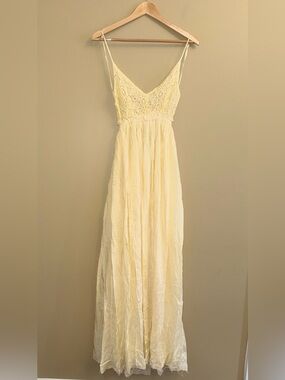 Butter Yellow Long Maxi Crochet Dress S Open Back Boho Feminine Summer Flowy